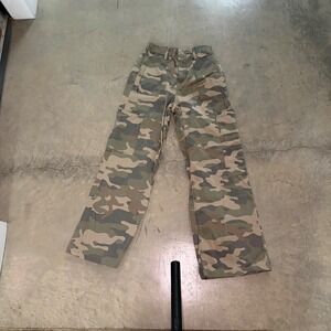 No Boundaries Cargo Pants Womens XS Green Camo Excellent Utility Straight Leg